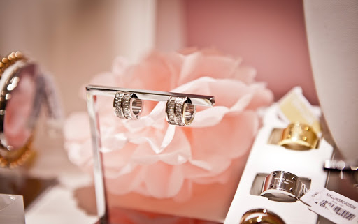 Sieraden en beauty items thuisbezorgd